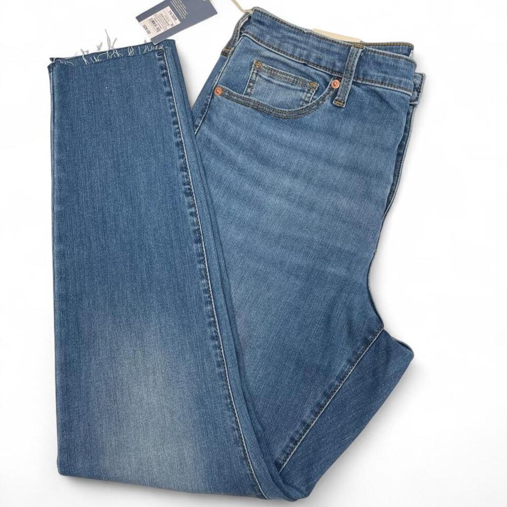 Universal thread blue jeans size